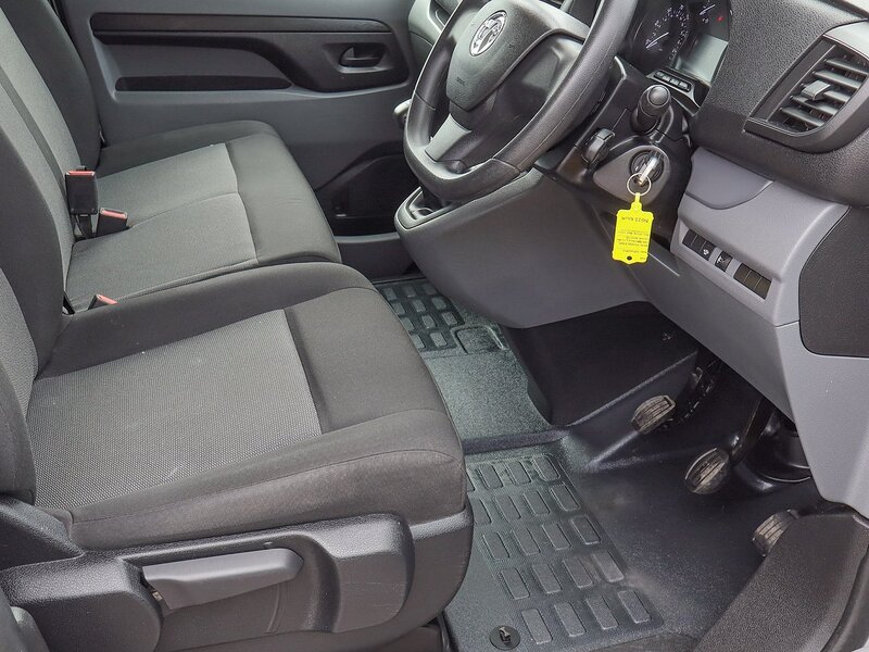 Used Vauxhall Vivaro 2022 for sale - 76292107: Photo 17