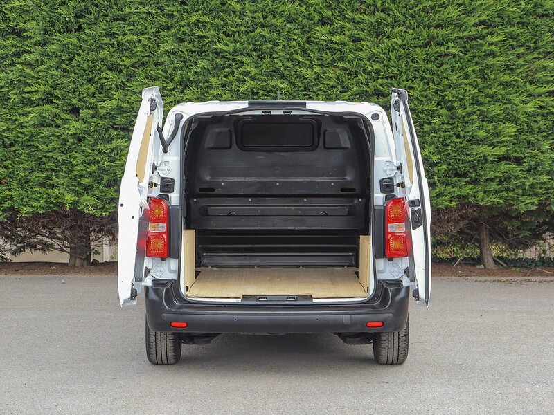 Used Vauxhall Vivaro 2022 for sale - 76292107: Photo 9