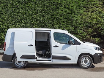 Used Peugeot Partner 2023 for sale - 75239750: Photo