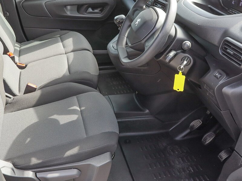 Used Peugeot Partner 2023 for sale - 76292111: Photo 17