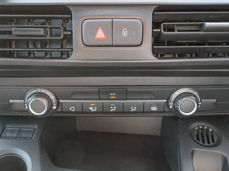 Used Peugeot Partner 2023 for sale - 76292111: Photo 23