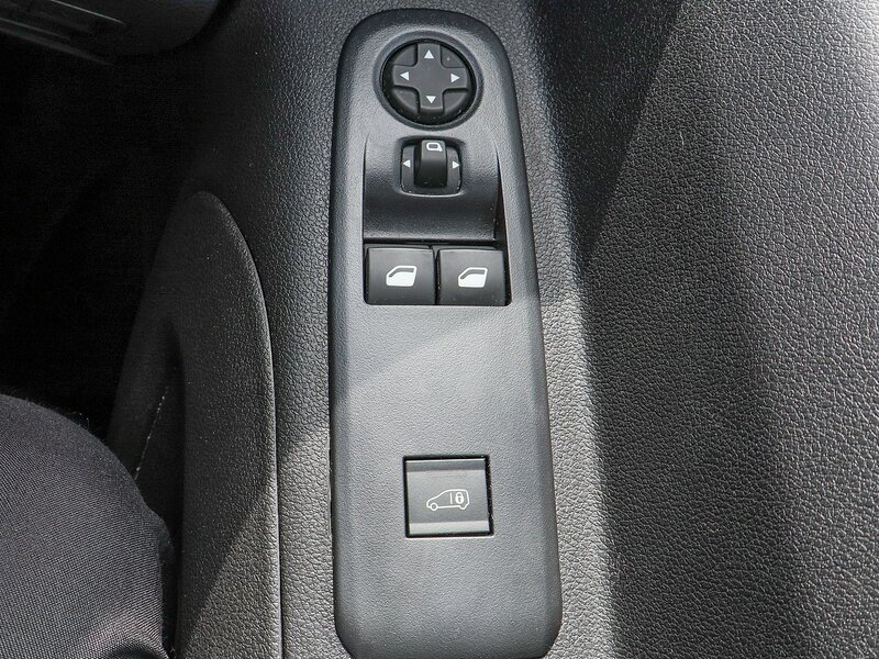 Used Peugeot Partner 2023 for sale - 76292111: Photo 25