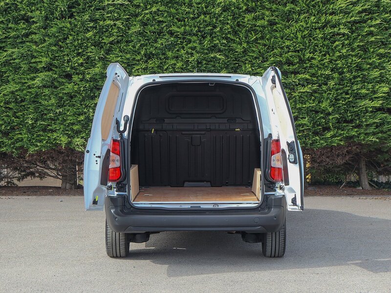 Used Peugeot Partner 2023 for sale - 76292111: Photo 7