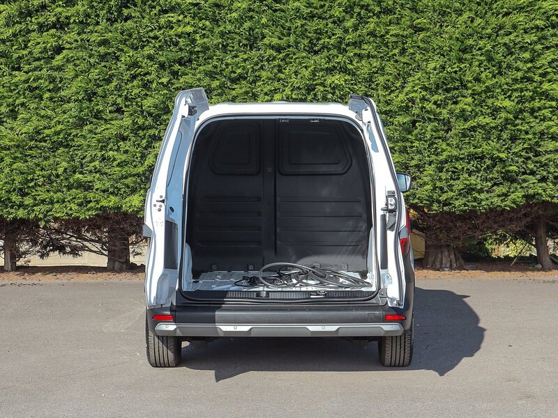Used Nissan Other 2024 for sale - 76114962: Photo 11