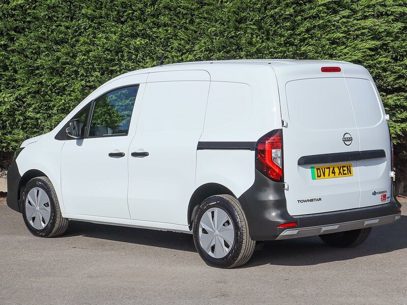 Used Nissan Other 2024 for sale - 76114962: Photo 15