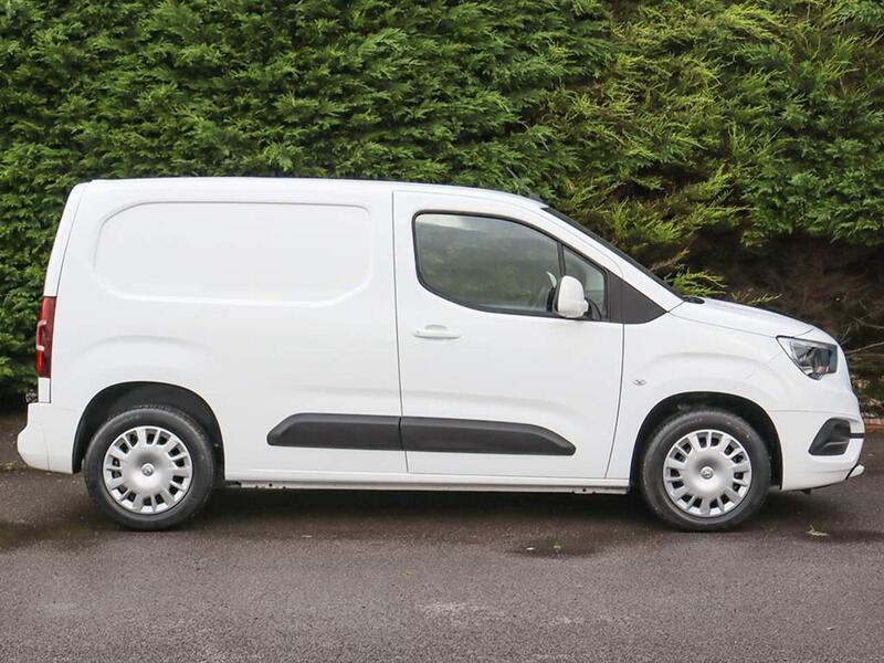 Used Vauxhall Combo 2020 for sale - 76263084: Photo 3