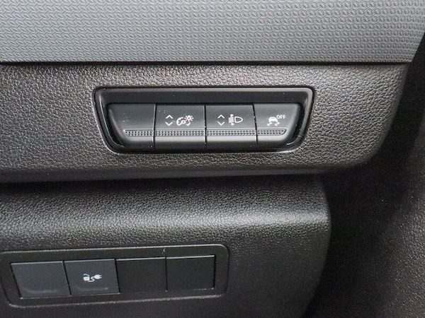 Used Nissan Other 2023 for sale - 76263055: Photo 32