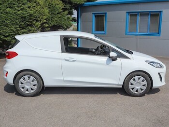 Used Ford Fiesta Van 2019 for sale - 79210761: Photo