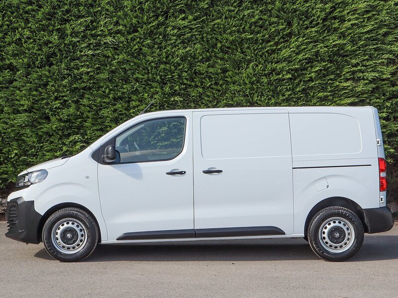 Used Vauxhall Vivaro 2024 for sale - 76292117: Photo 13