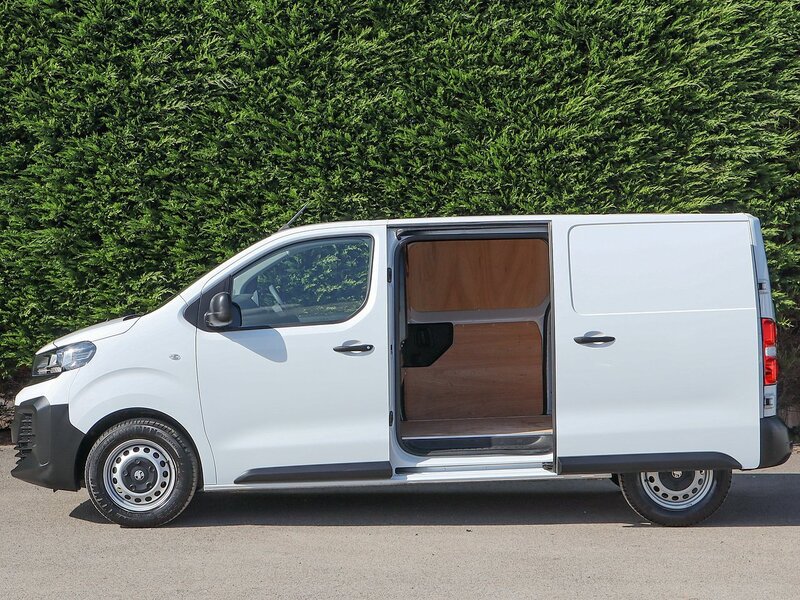 Used Vauxhall Vivaro 2024 for sale - 76292117: Photo 14