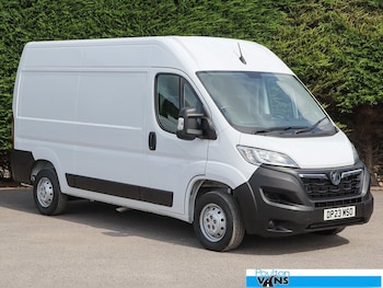 Vauxhall - Movano