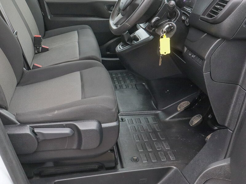 Used Peugeot Expert 2023 for sale - 77906007: Photo 31