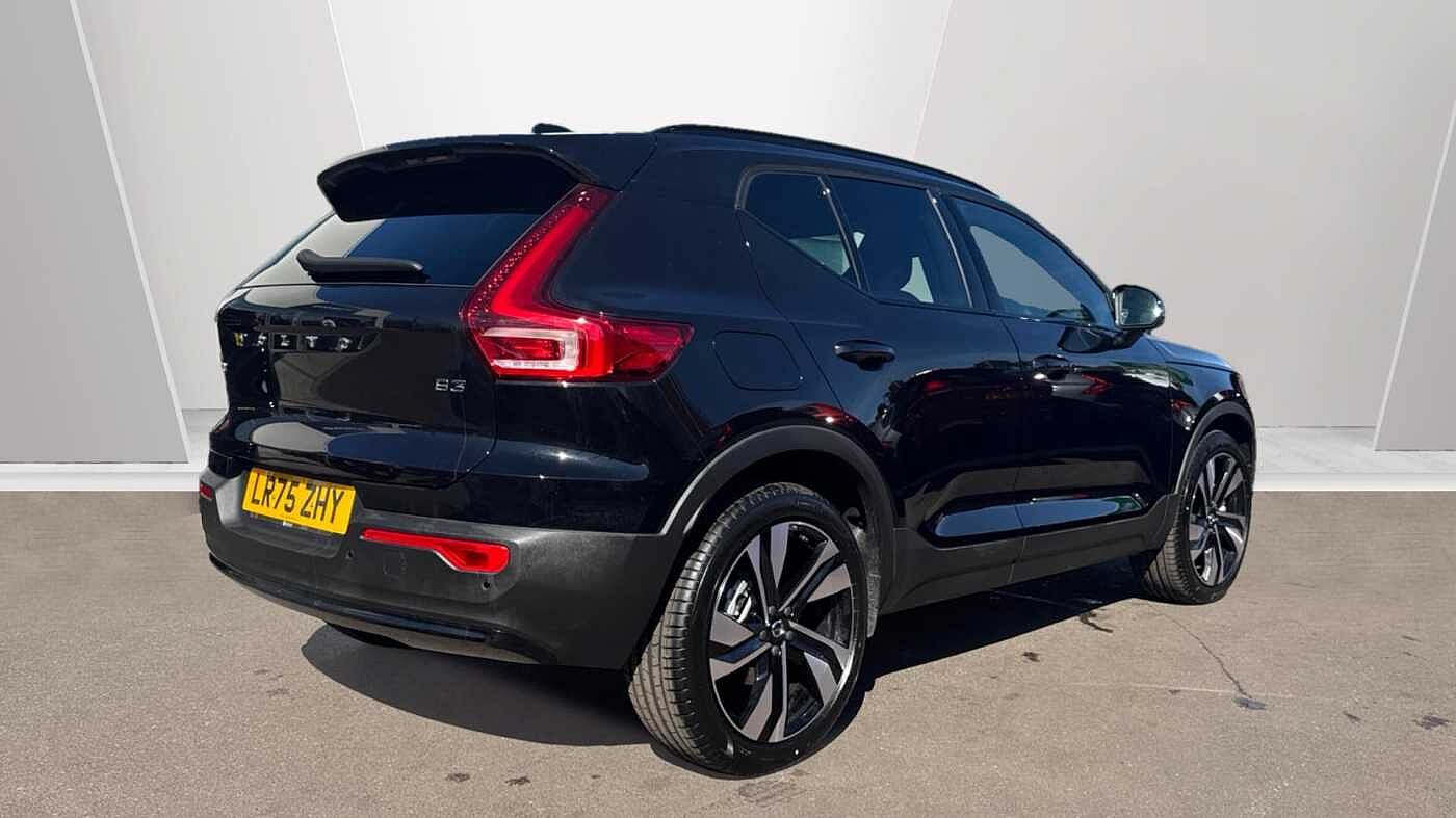 Used Volvo XC40 2025 for sale - 78035894: Photo 2