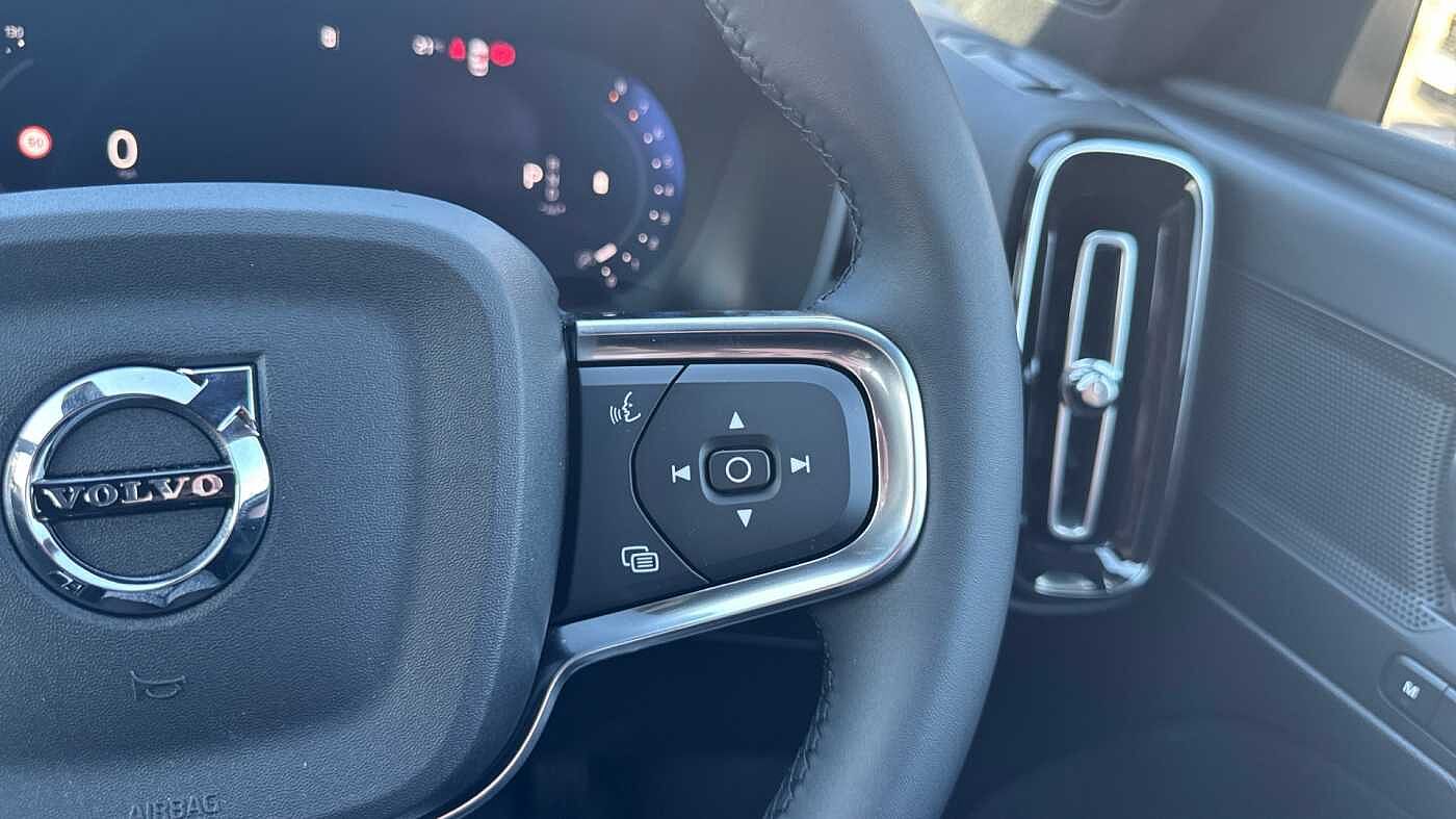 Used Volvo XC40 2025 for sale - 78035894: Photo 22