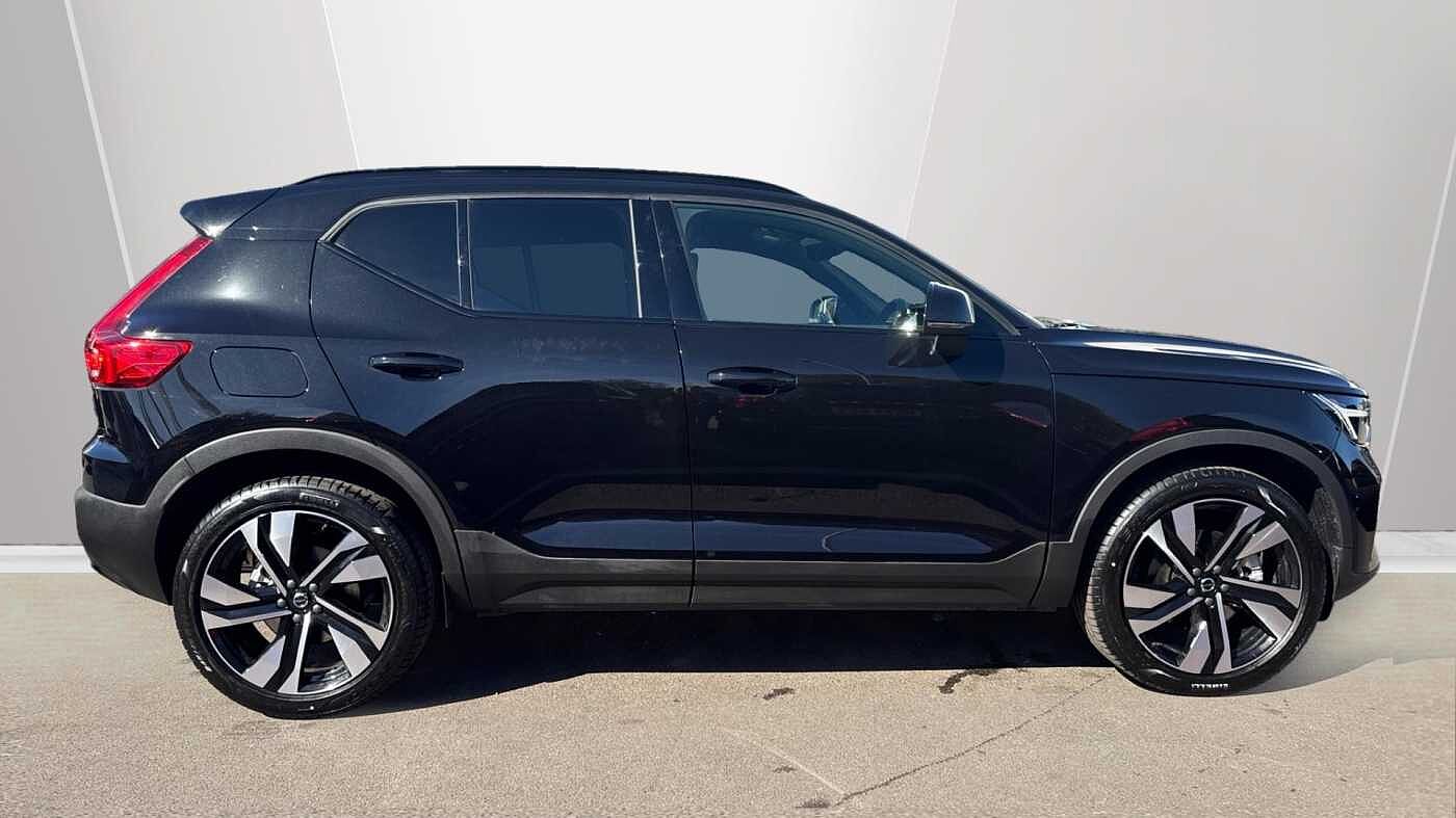 Used Volvo XC40 2025 for sale - 78035894: Photo 3