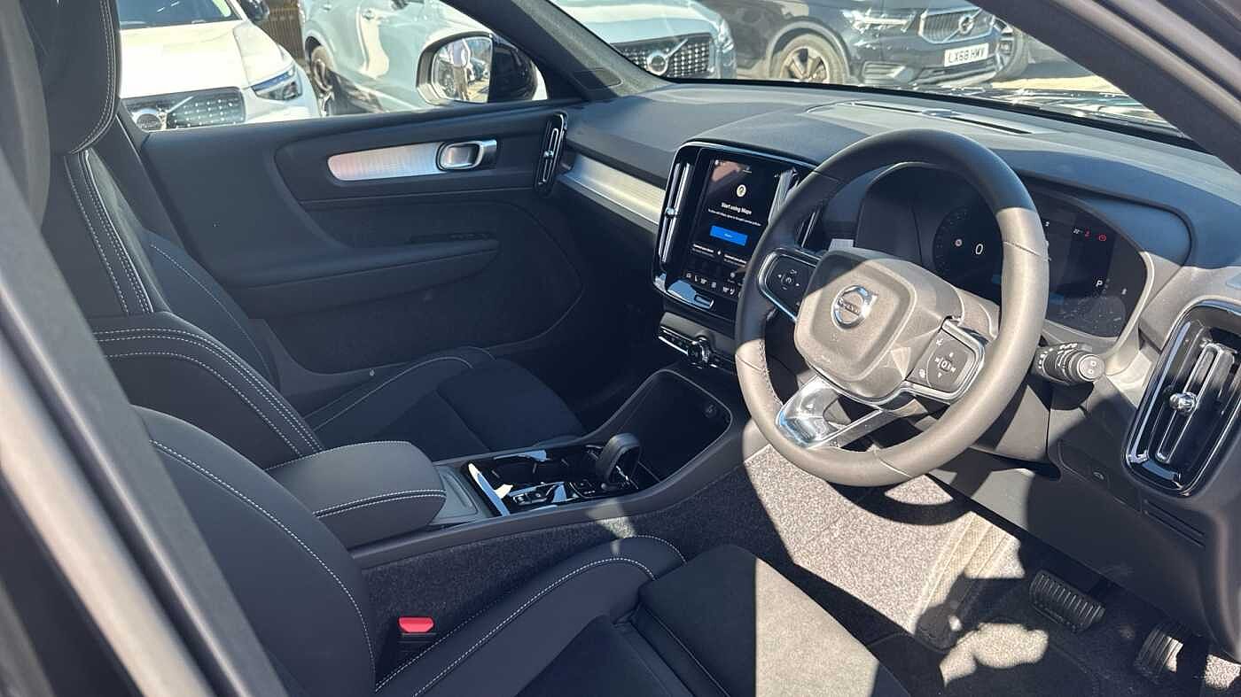 Used Volvo XC40 2025 for sale - 78035894: Photo 5