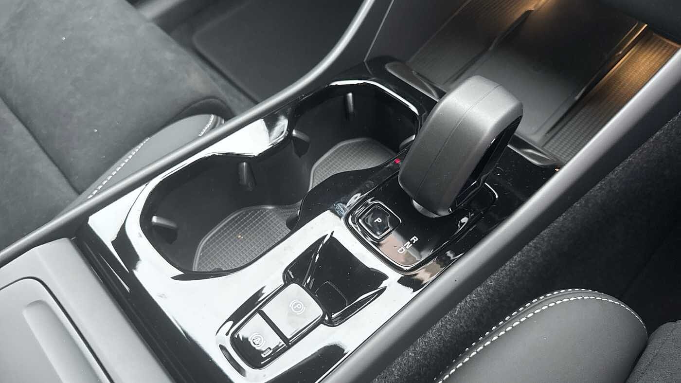 Used Volvo XC40 2025 for sale - 78035908: Photo 24