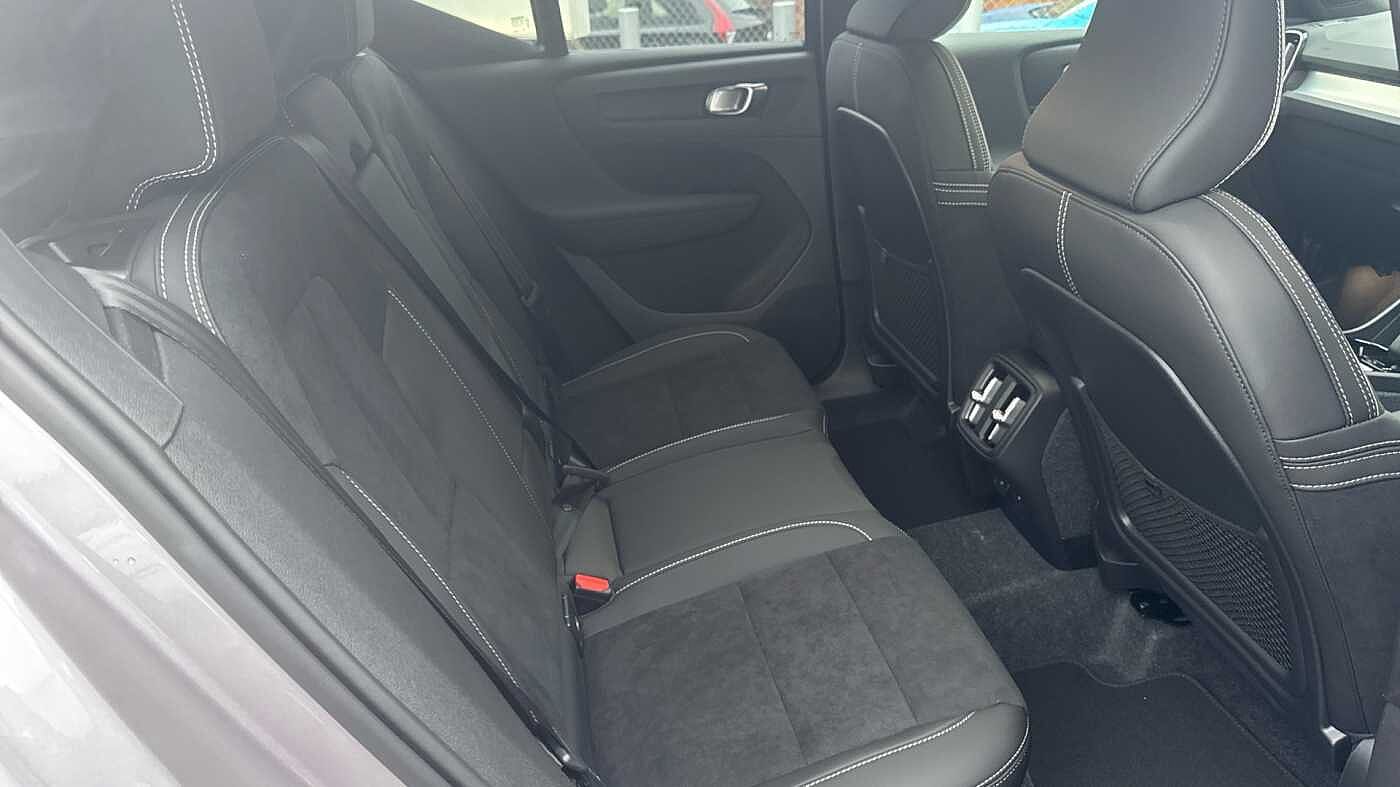 Used Volvo XC40 2025 for sale - 78035908: Photo 28