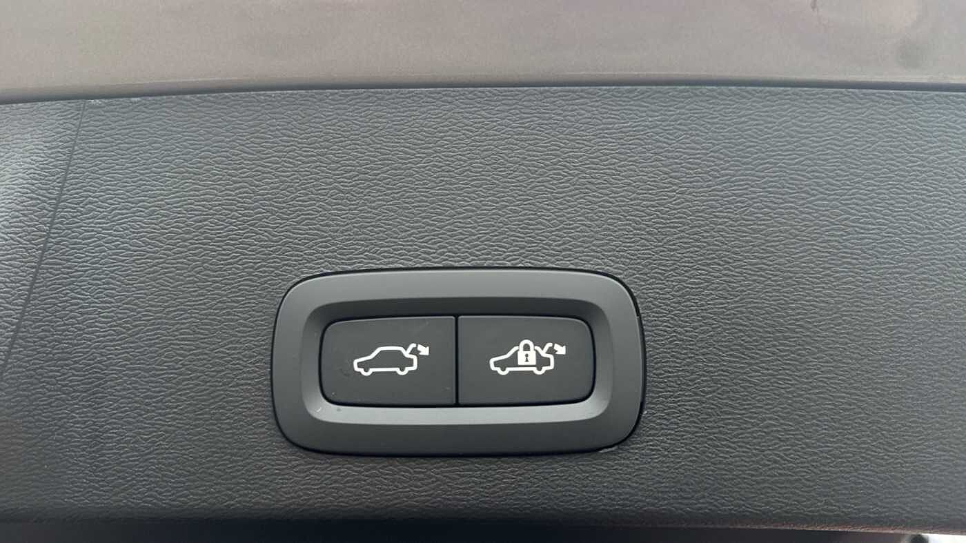 Used Volvo XC40 2025 for sale - 78035908: Photo 30