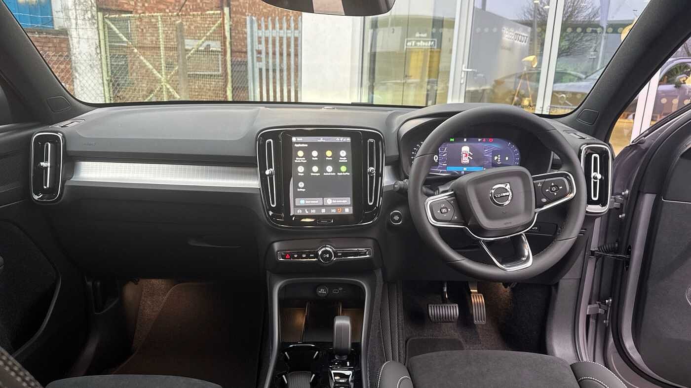 Used Volvo XC40 2025 for sale - 78035908: Photo 6