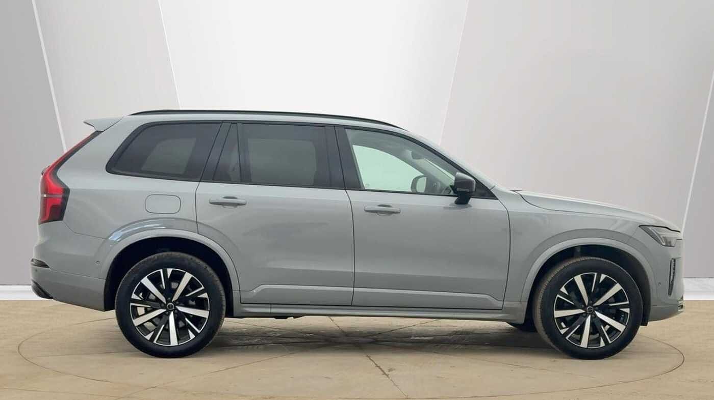 Used Volvo XC90 2025 for sale - 78035921: Photo 2