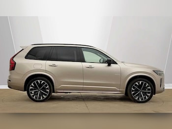 Used Volvo XC90 2025 for sale - 79007477: Photo