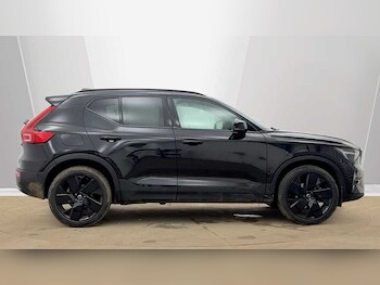 Used Volvo XC40 2025 for sale - 78035947: Photo