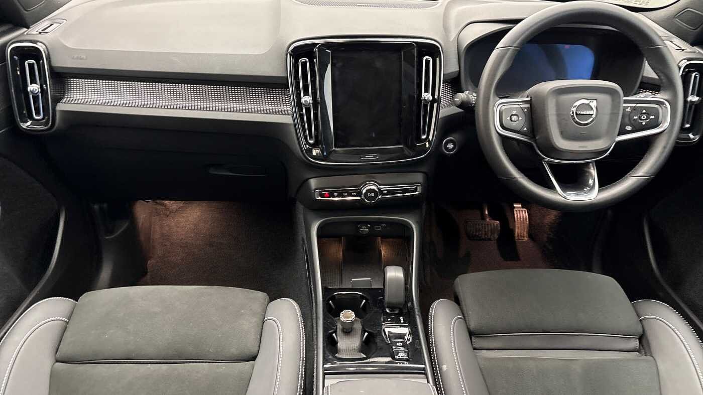 Used Volvo XC40 2025 for sale - 78035947: Photo 8