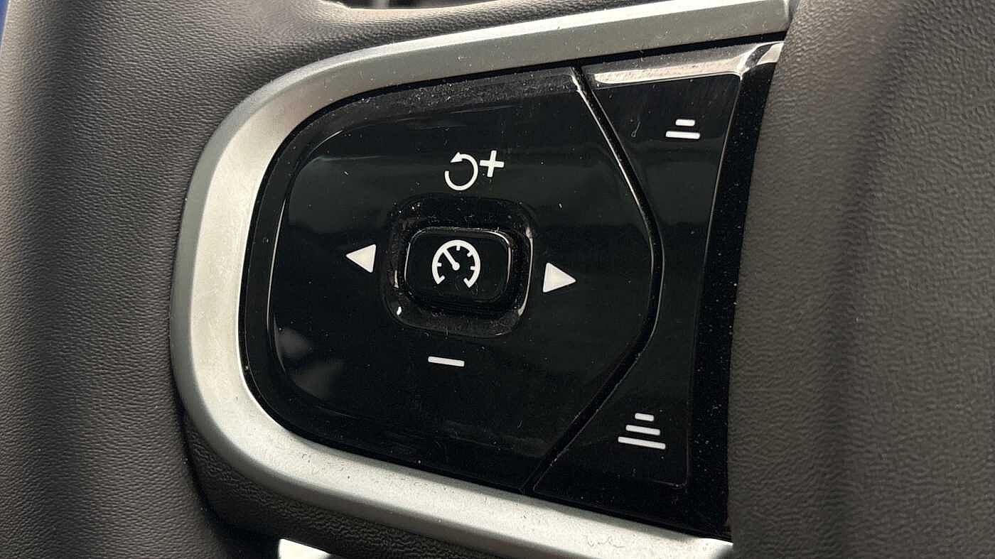 Used Volvo XC90 2025 for sale - 78035924: Photo 31