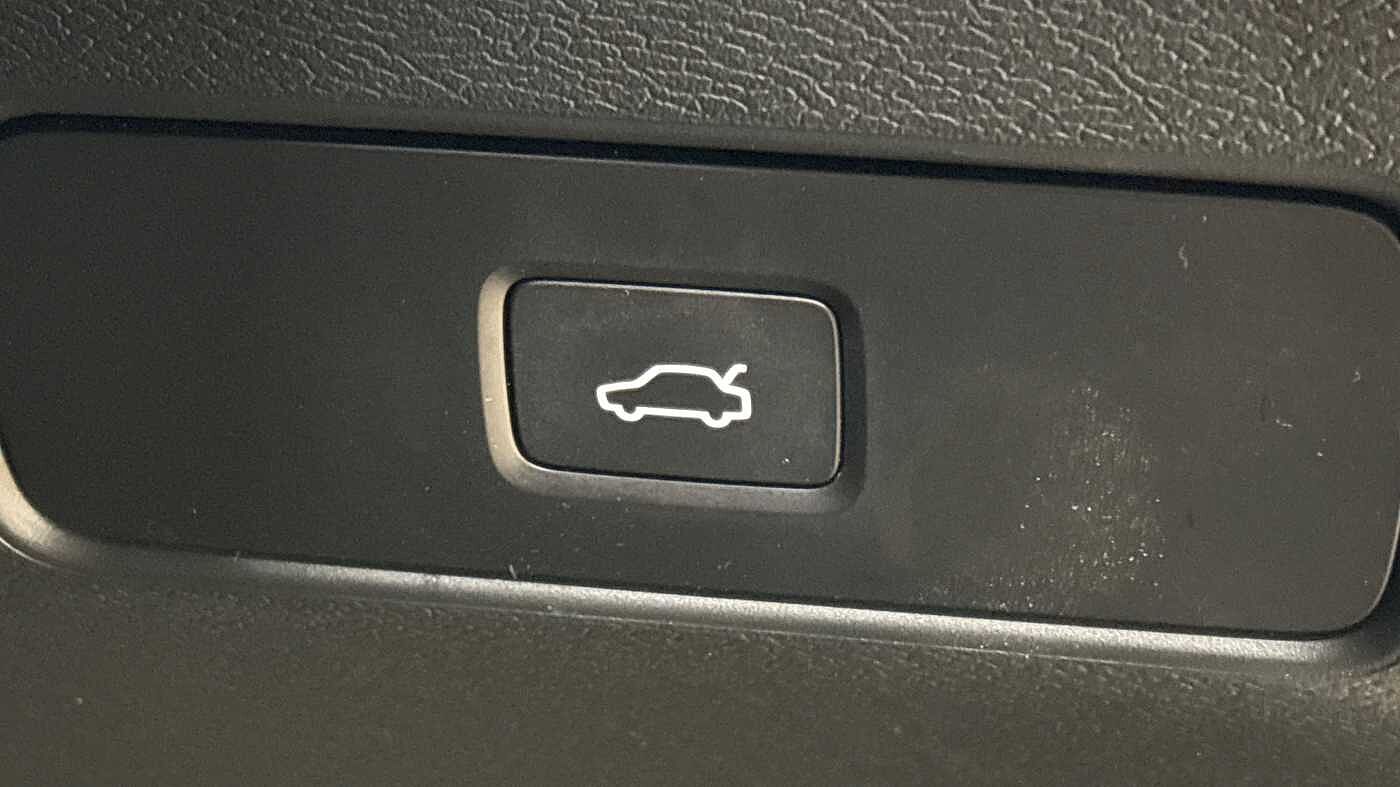 Used Volvo XC40 2022 for sale - 78035927: Photo 29