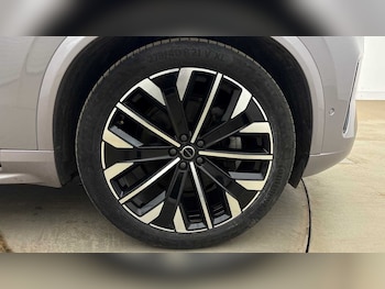 Used Volvo XC90 2025 for sale - 79317853: Photo
