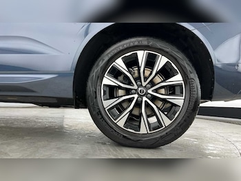 Used Volvo XC60 2023 for sale - 78512835: Photo