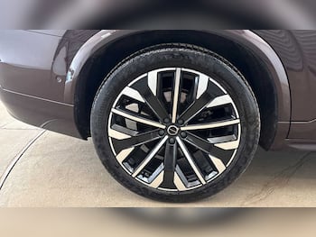 Used Volvo XC90 2025 for sale - 79719403: Photo