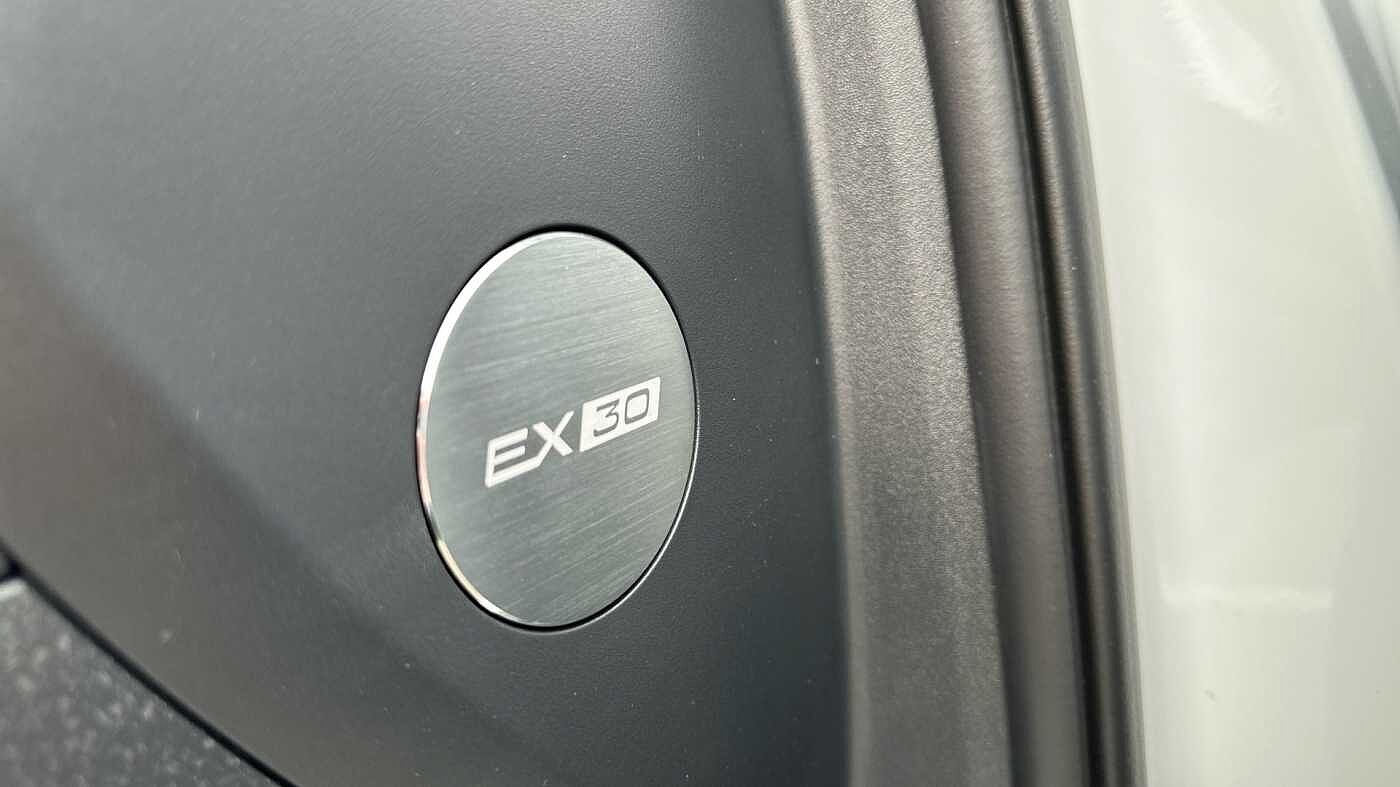 Used Volvo EX30 2025 for sale - 78035905: Photo 28