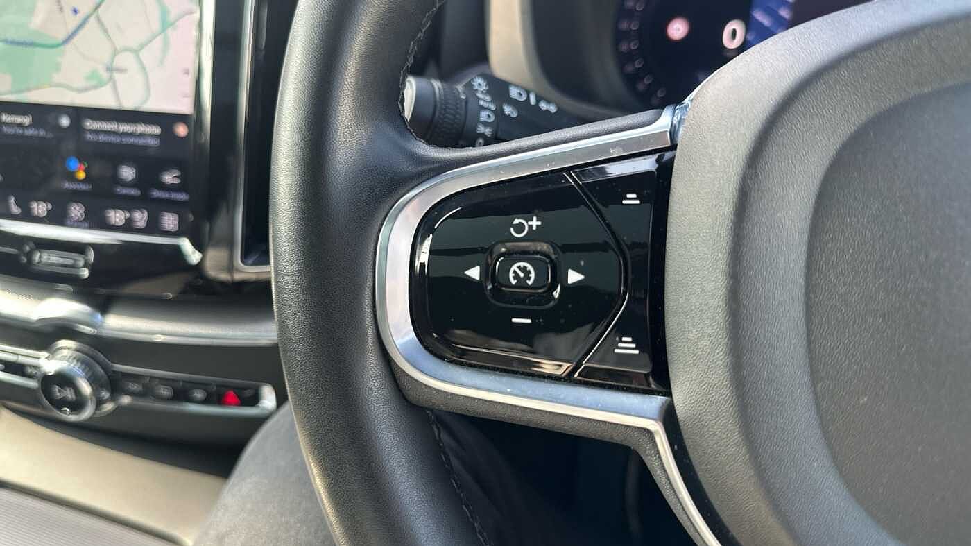 Used Volvo XC60 2021 for sale - 78035919: Photo 21