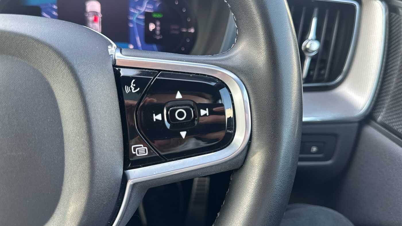 Used Volvo XC60 2021 for sale - 78035919: Photo 22