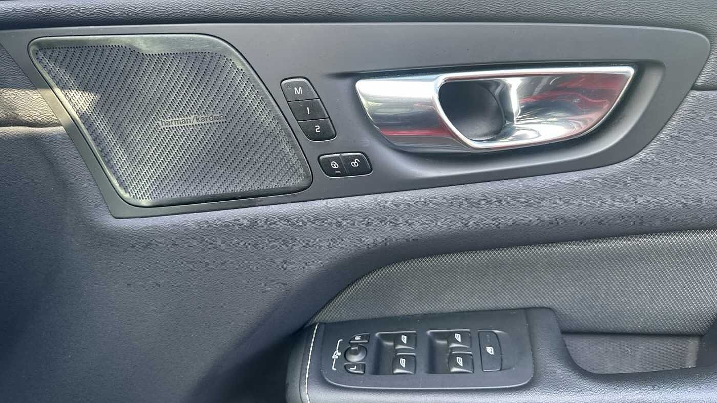 Used Volvo XC60 2021 for sale - 78035919: Photo 29