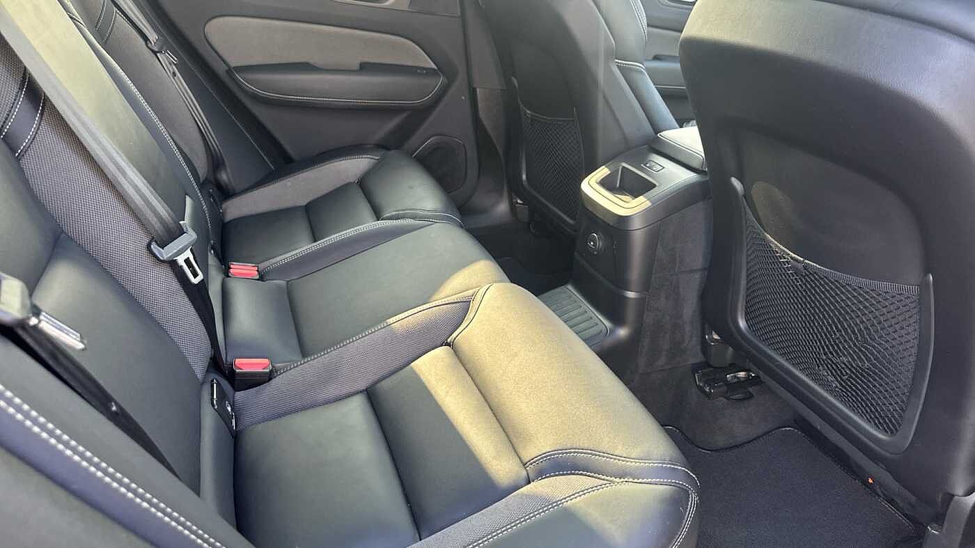 Used Volvo XC60 2021 for sale - 78035919: Photo 8