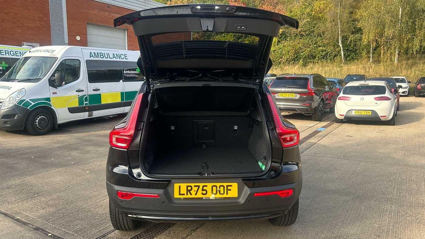 Used Volvo XC40 2025 for sale - 78035895: Photo 15