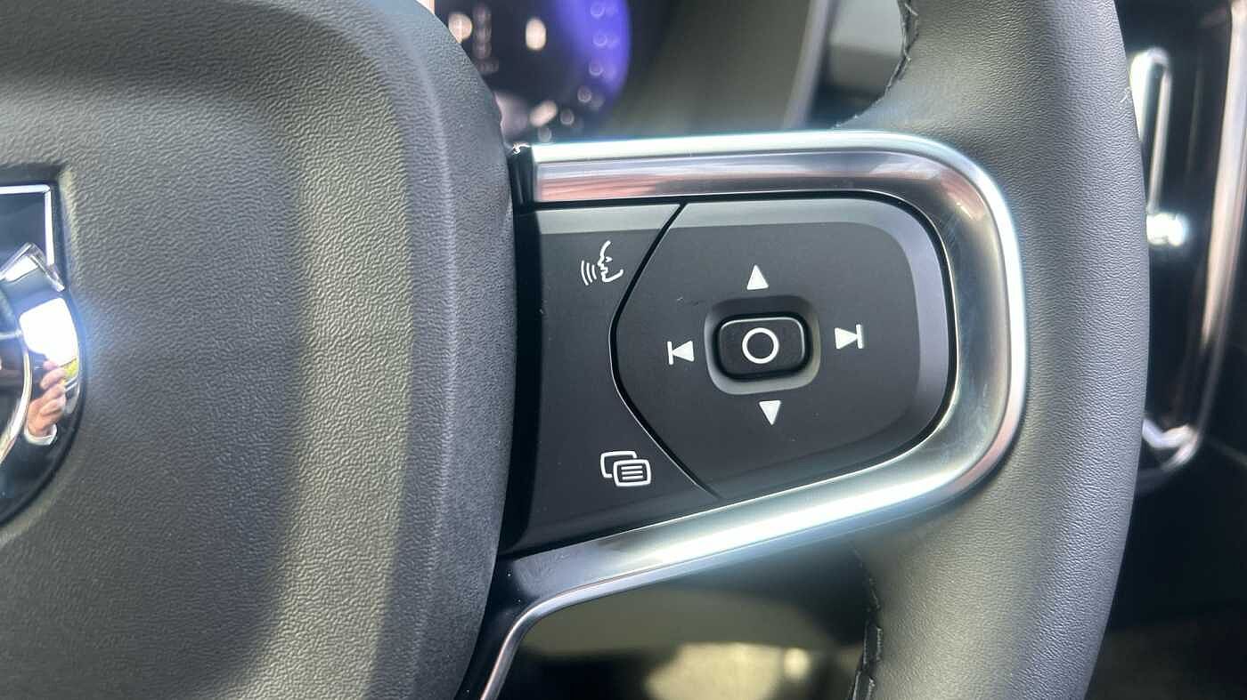 Used Volvo XC40 2025 for sale - 78035895: Photo 24