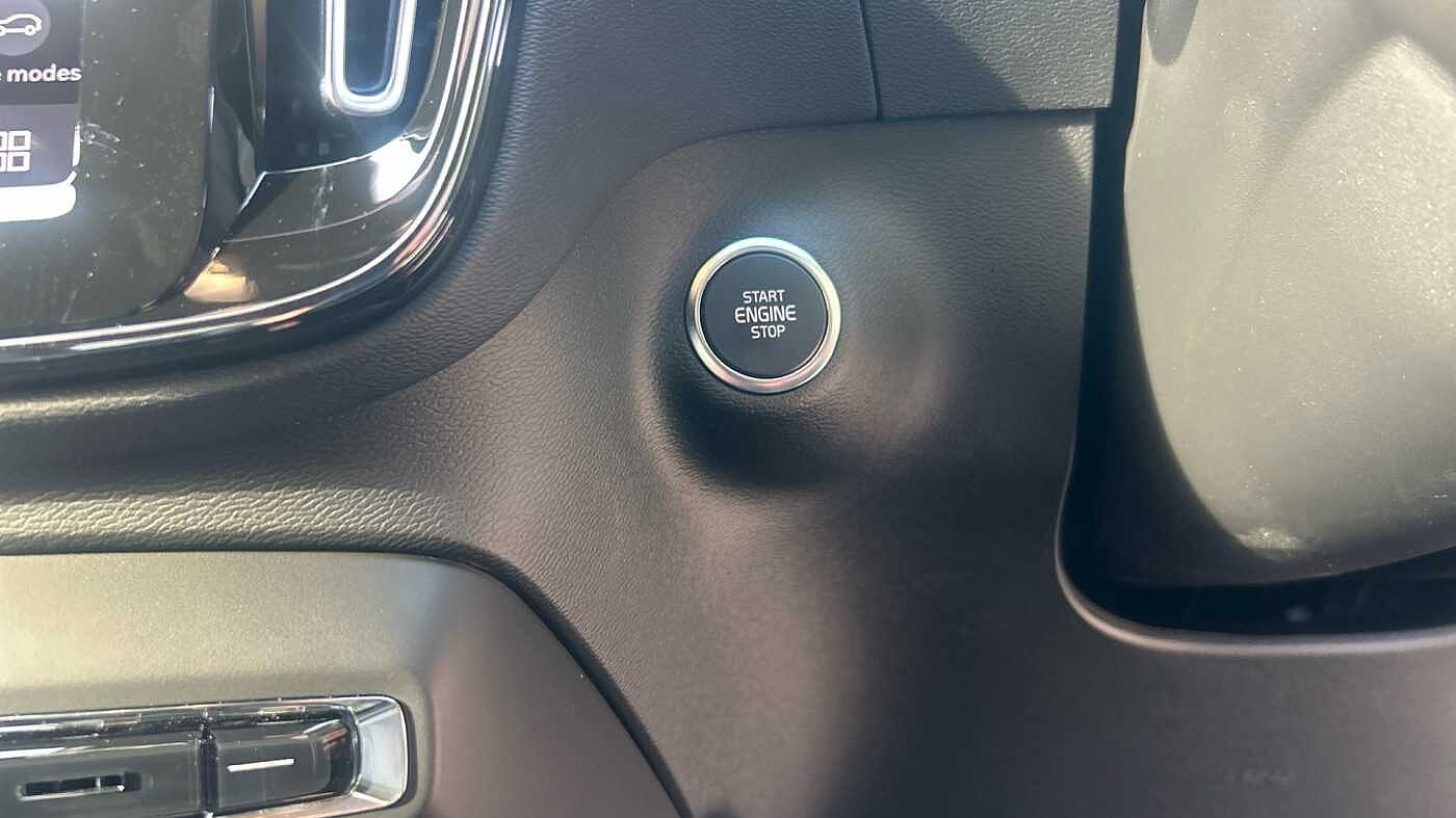 Used Volvo XC40 2025 for sale - 78035895: Photo 29