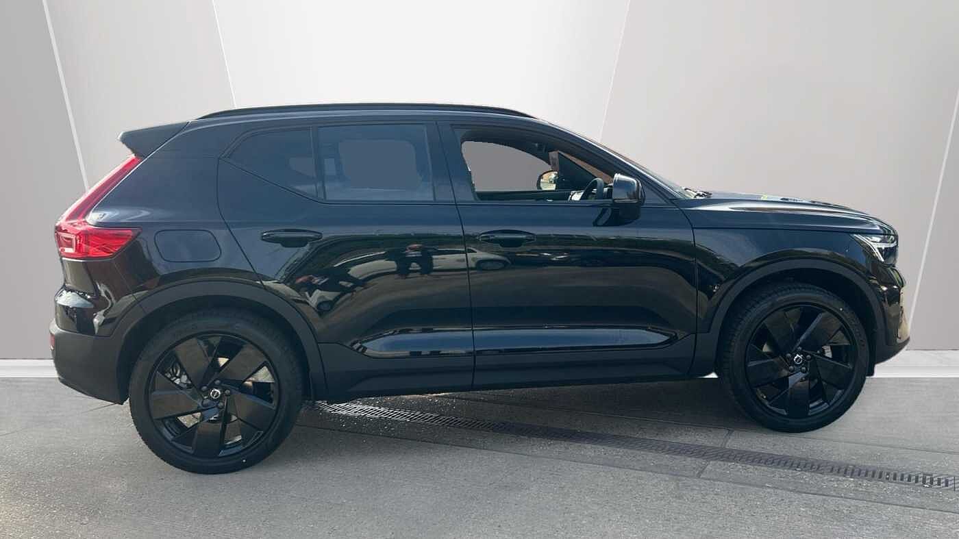 Used Volvo XC40 2025 for sale - 78035895: Photo 3