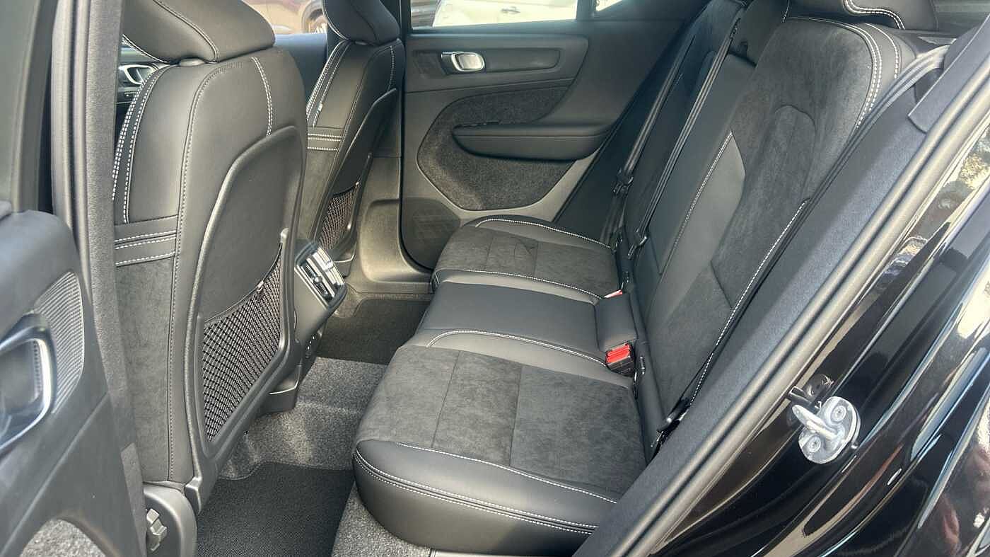 Used Volvo XC40 2025 for sale - 78035895: Photo 35