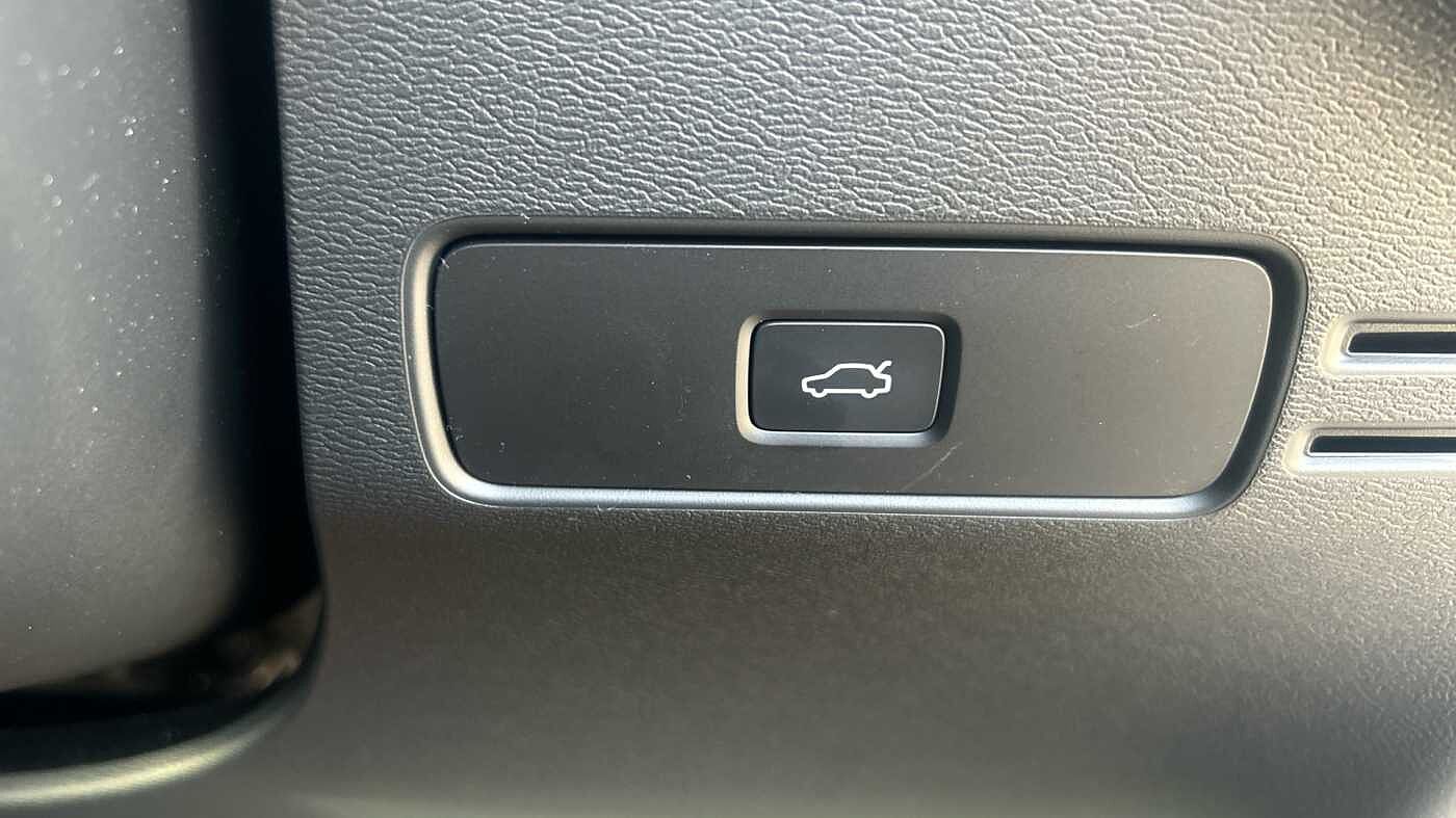 Used Volvo XC40 2025 for sale - 78035895: Photo 39