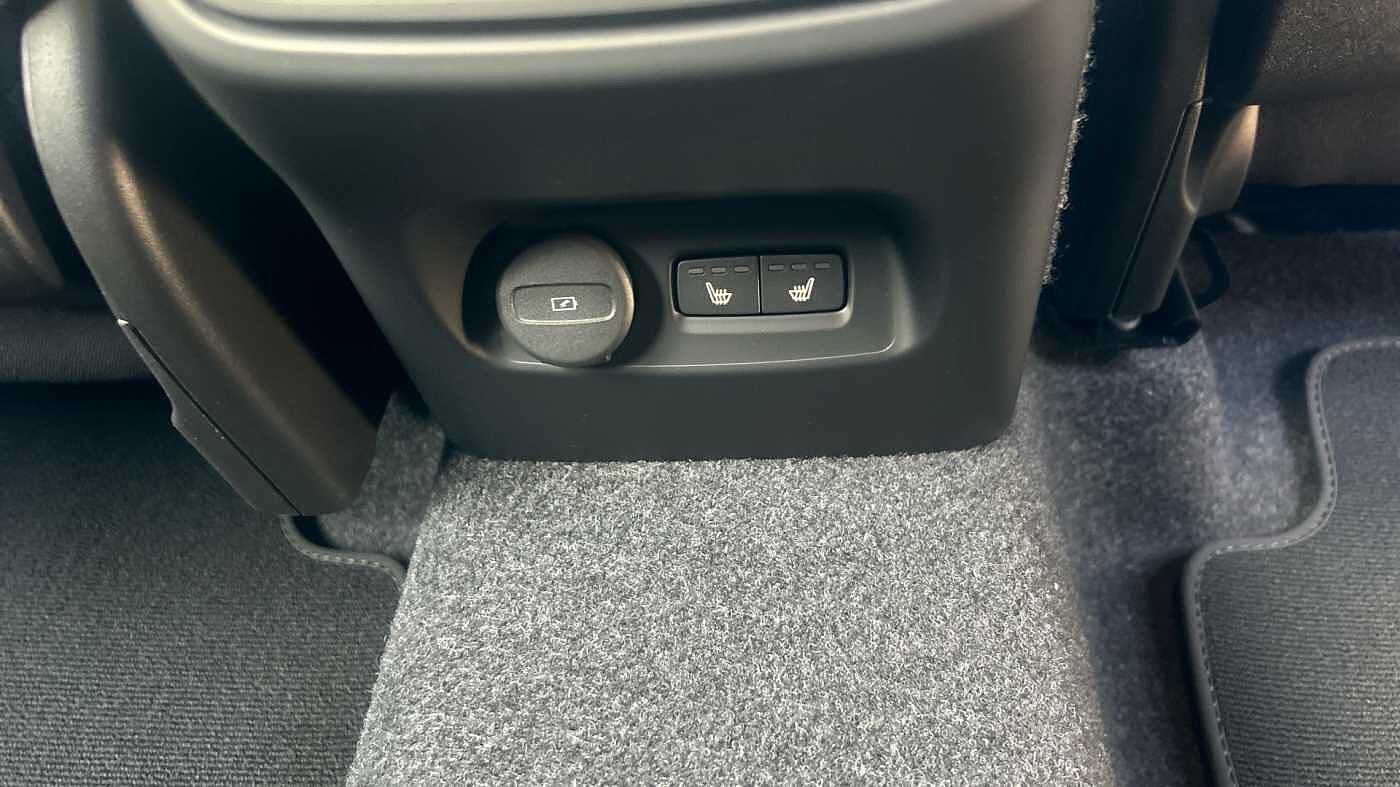 Used Volvo XC40 2025 for sale - 78035895: Photo 40