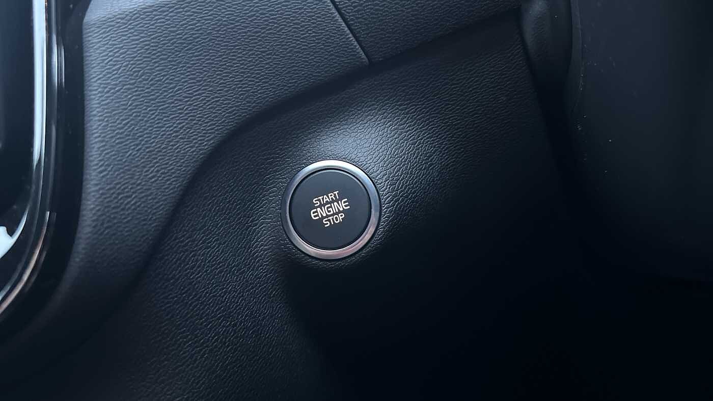 Used Volvo XC40 2025 for sale - 78035896: Photo 27