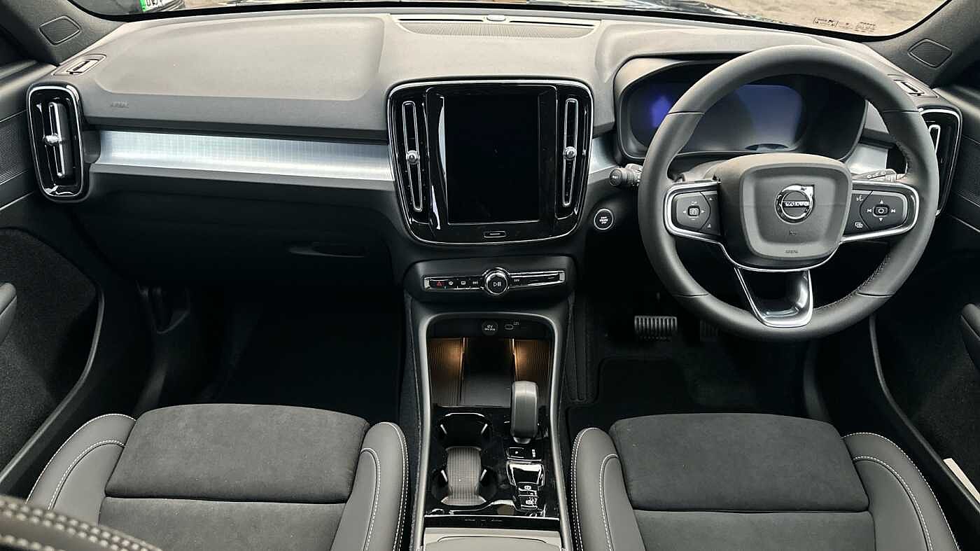 Used Volvo XC40 2025 for sale - 78035896: Photo 6