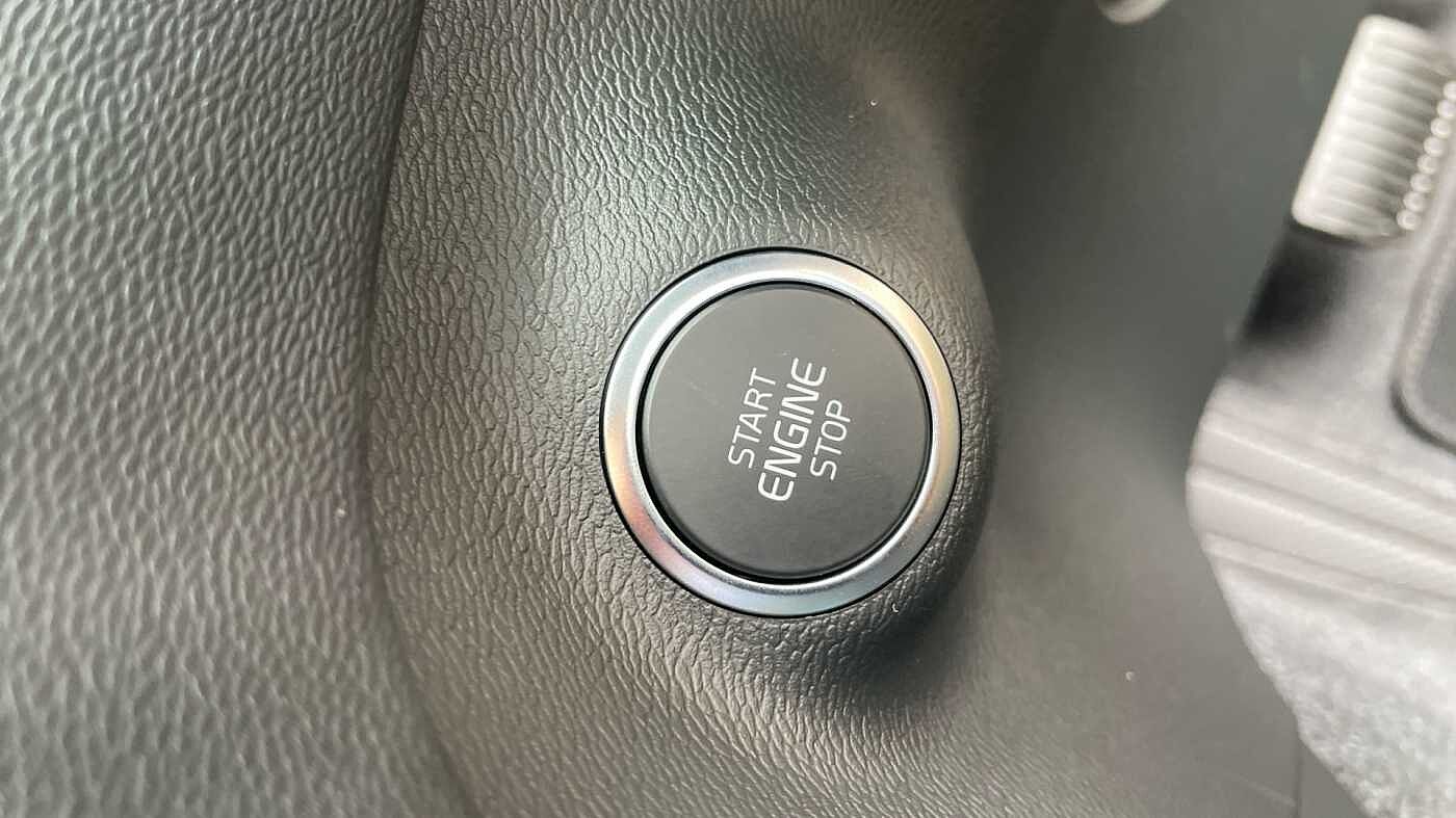 Used Volvo XC40 2025 for sale - 78035891: Photo 25