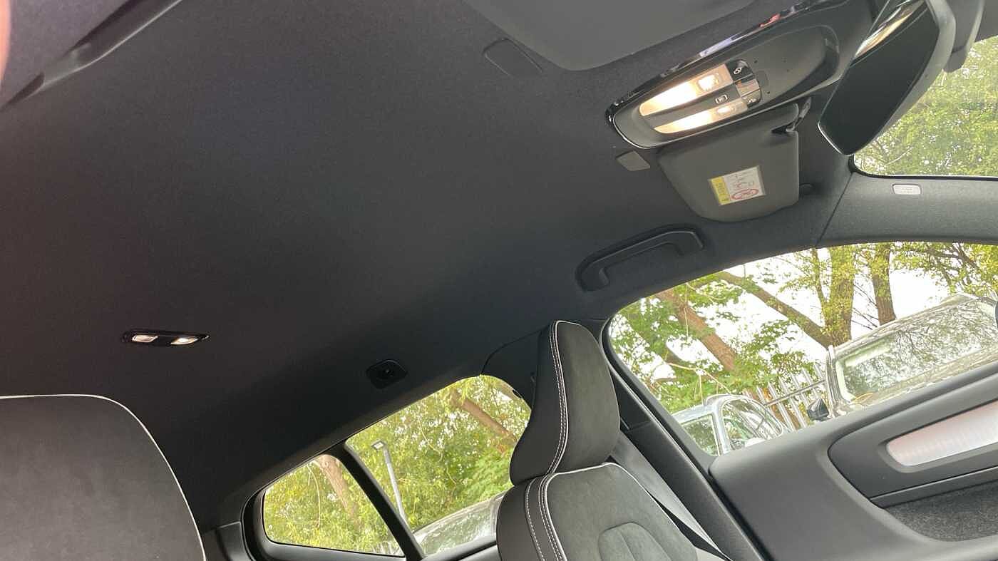 Used Volvo XC40 2025 for sale - 78035891: Photo 29