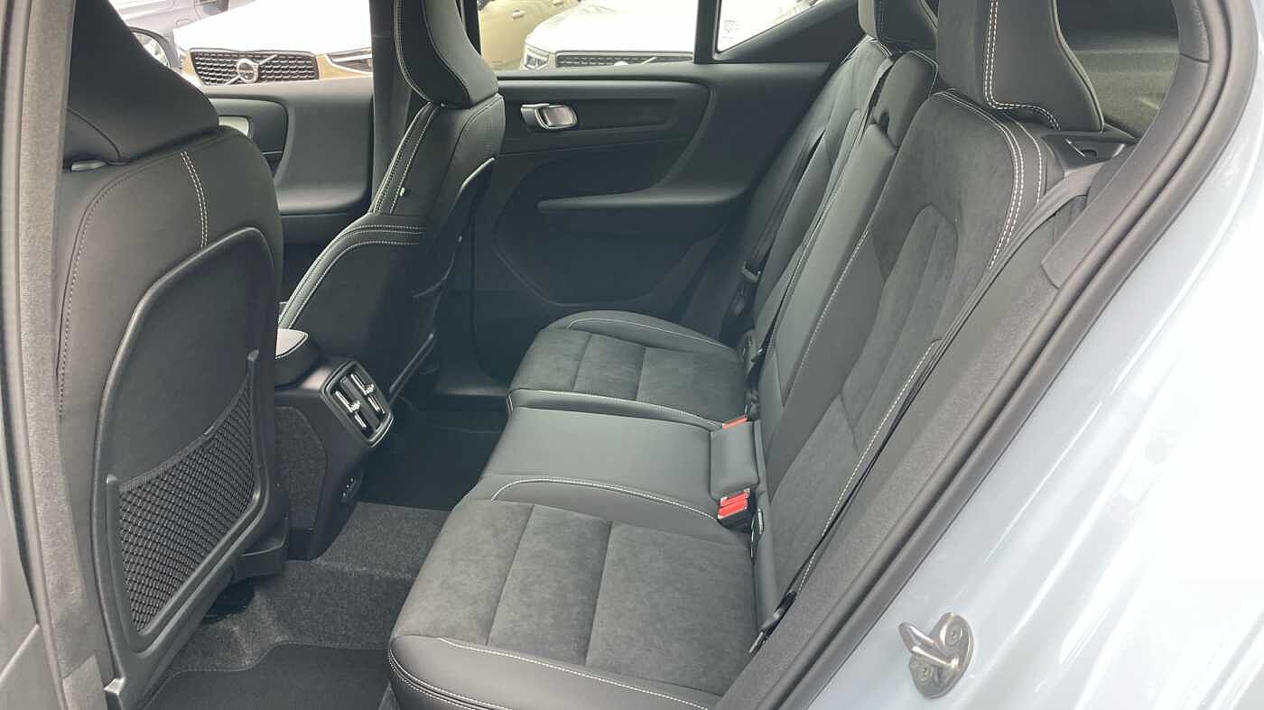 Used Volvo XC40 2025 for sale - 78035891: Photo 31